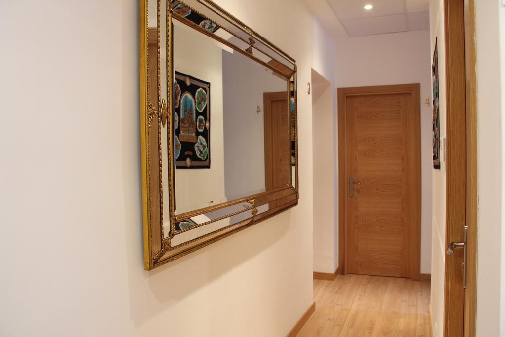 Casa de Huéspedes Galaica Madrid Extérieur photo